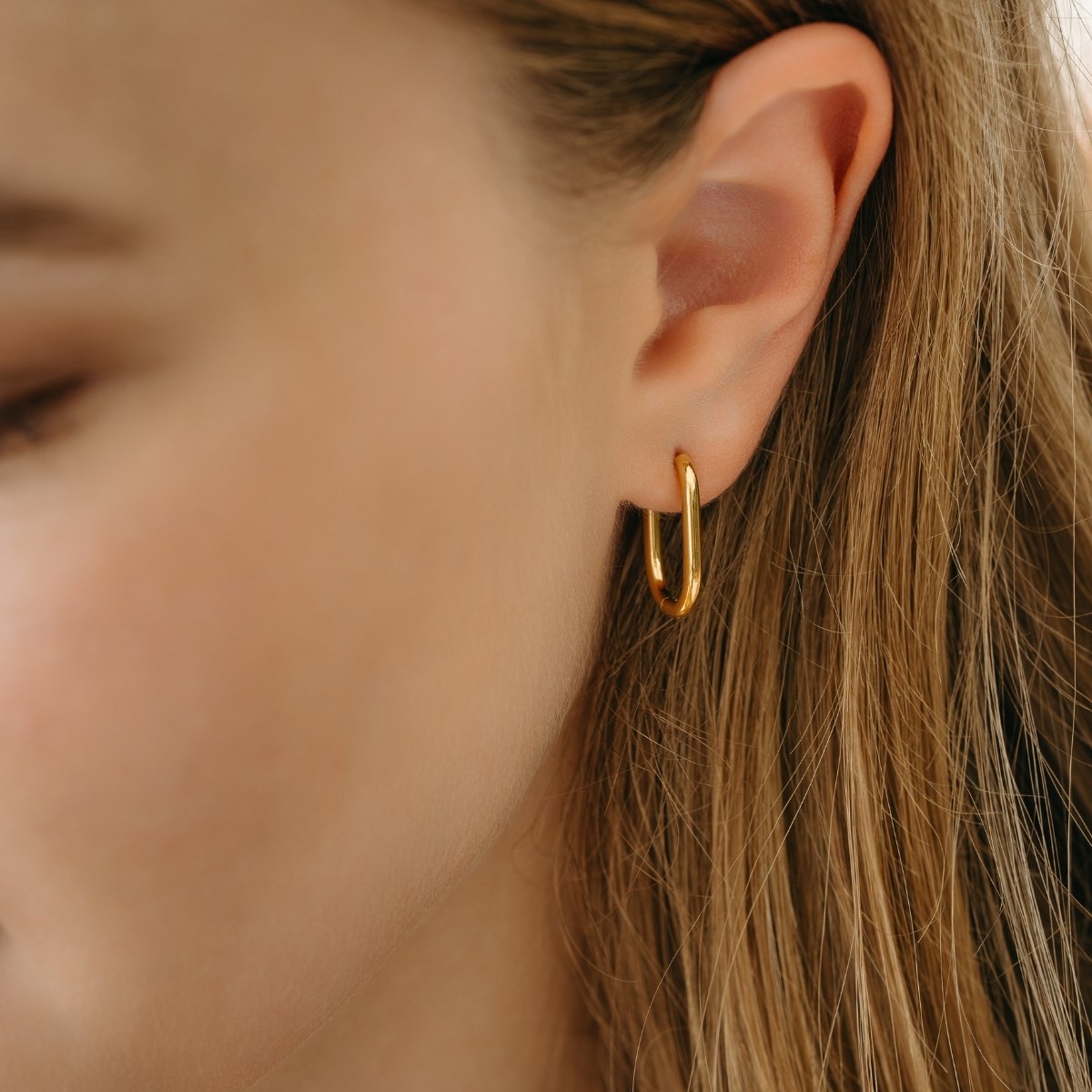 CLEA Earring Gold