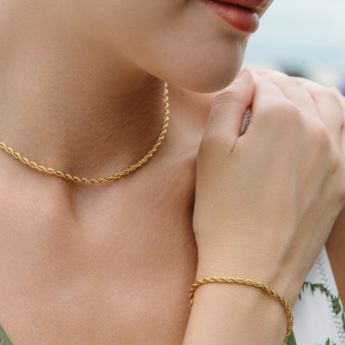 LIORA Bracelet Gold
