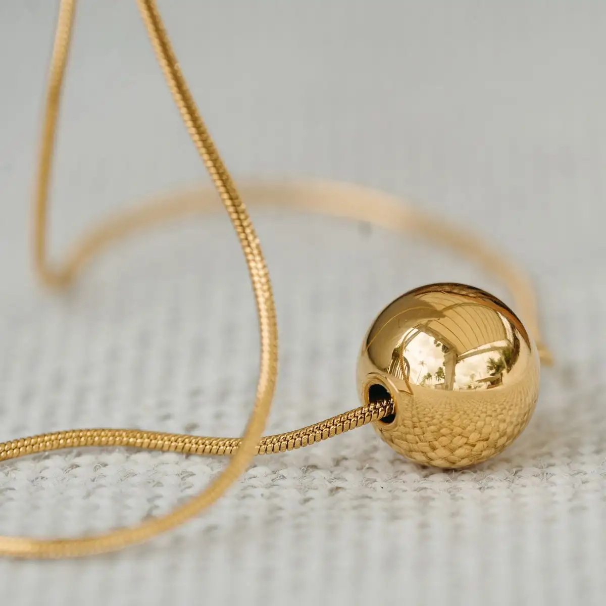 NERISA Necklace Gold