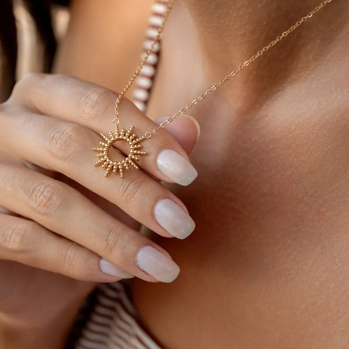 EVANIA Necklace Gold