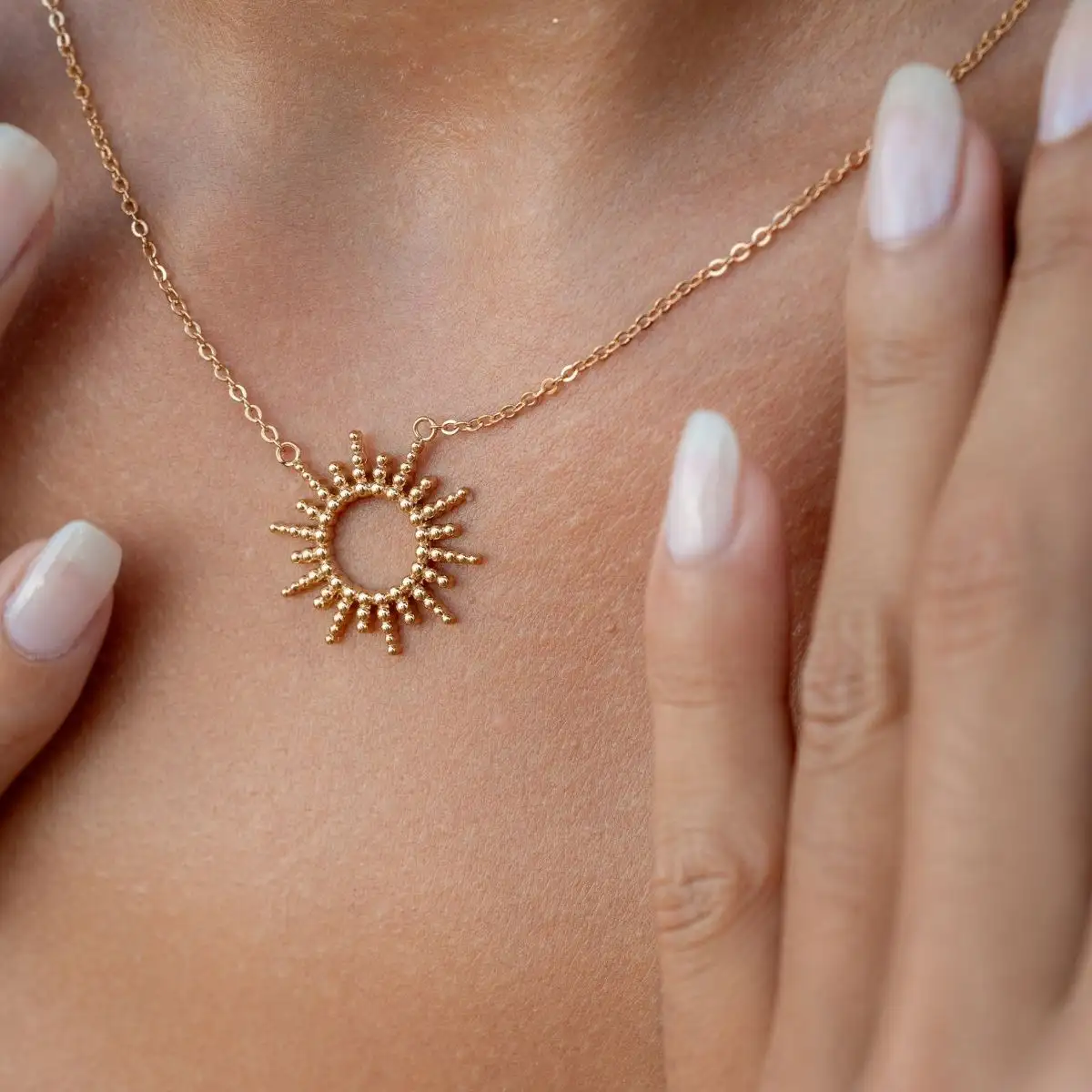 EVANIA Necklace Gold