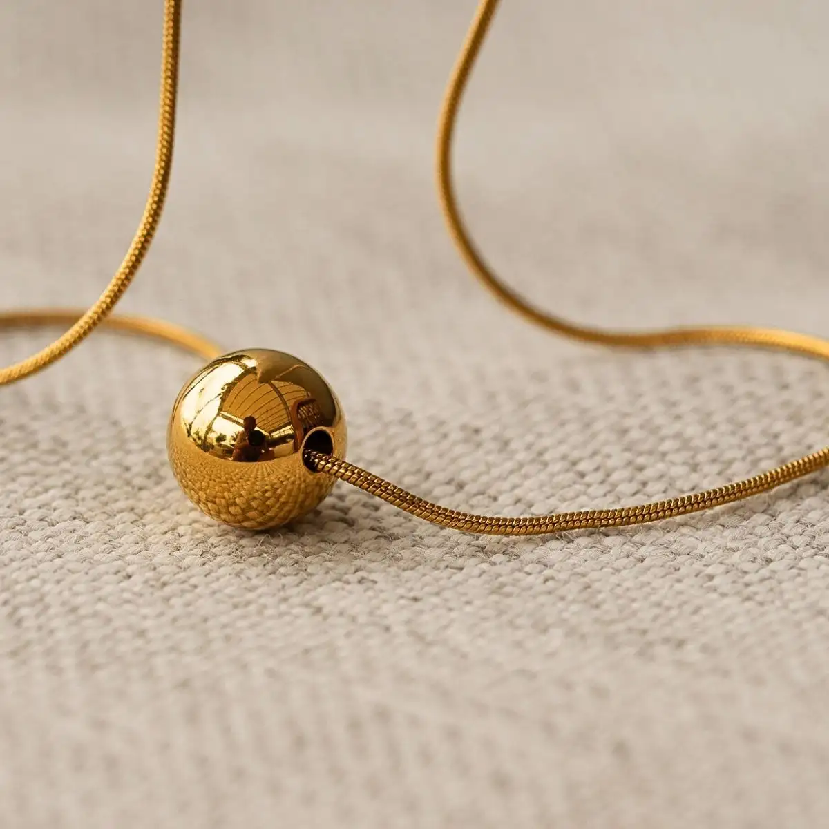 NERISA Necklace Gold