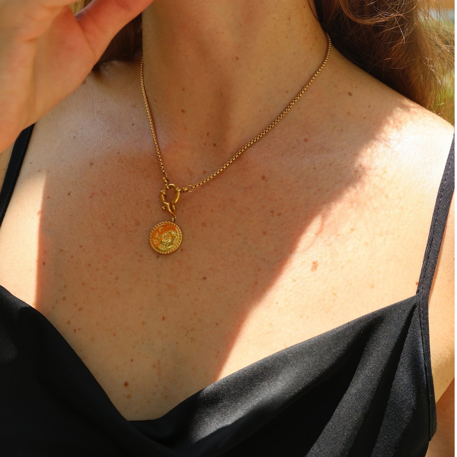 MOON Charm Gold